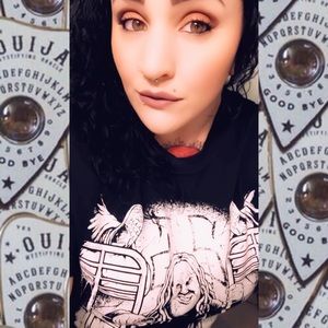 Meet your Posher, Amber